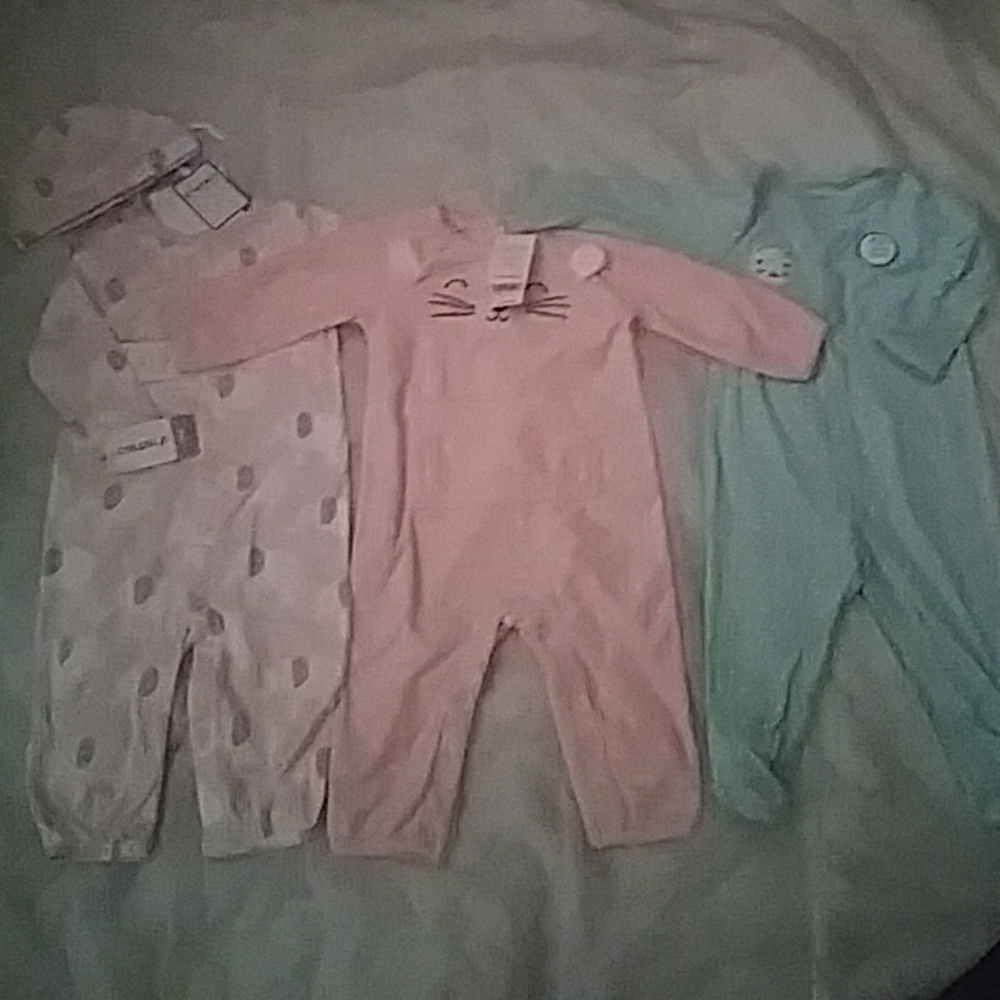 Three girl Carter sleepers 6 months